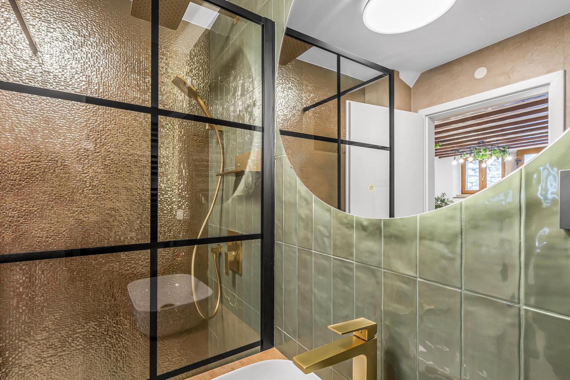 La Bestia Deluxe Studio Apartment Ровінь Екстер'єр фото